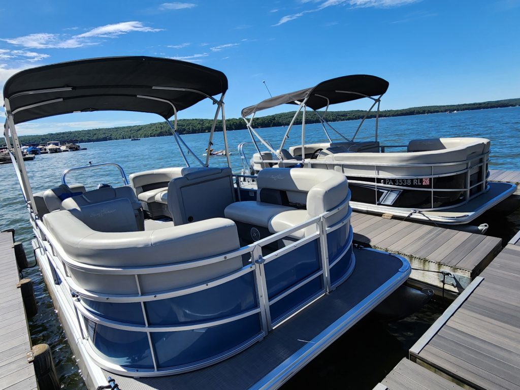 Docked boats at New Wave Marina